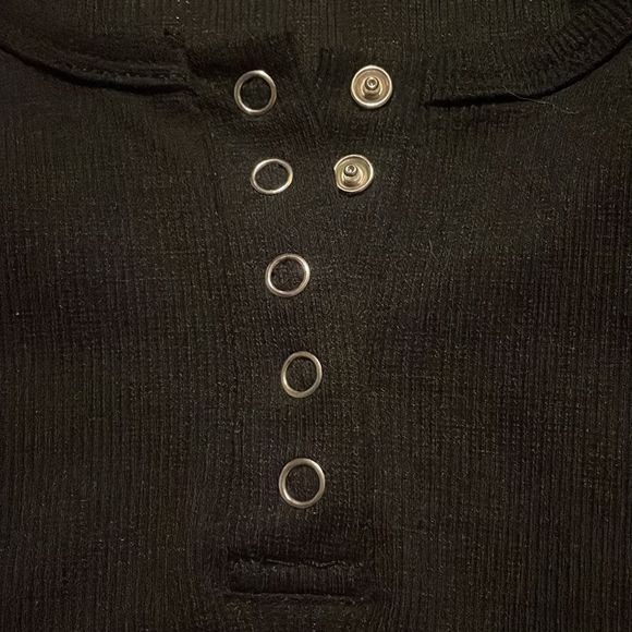 Classic summer tank biker chick vibe make it sexy as you want with snap neckline - Picture 2 of 4